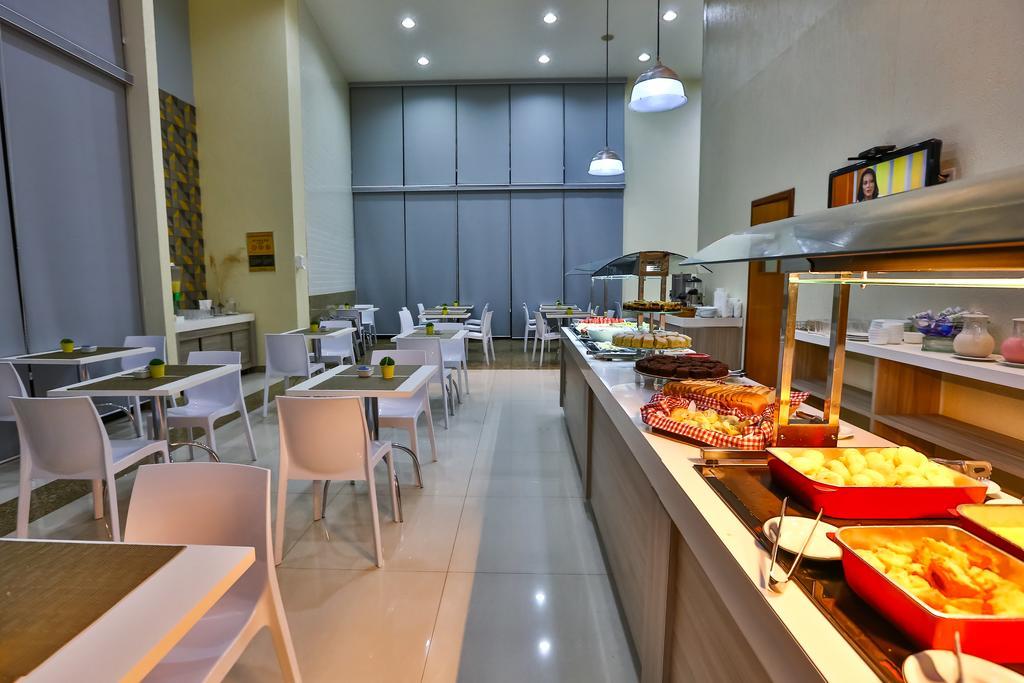Comfort Hotel Тагуатинга Екстериор снимка