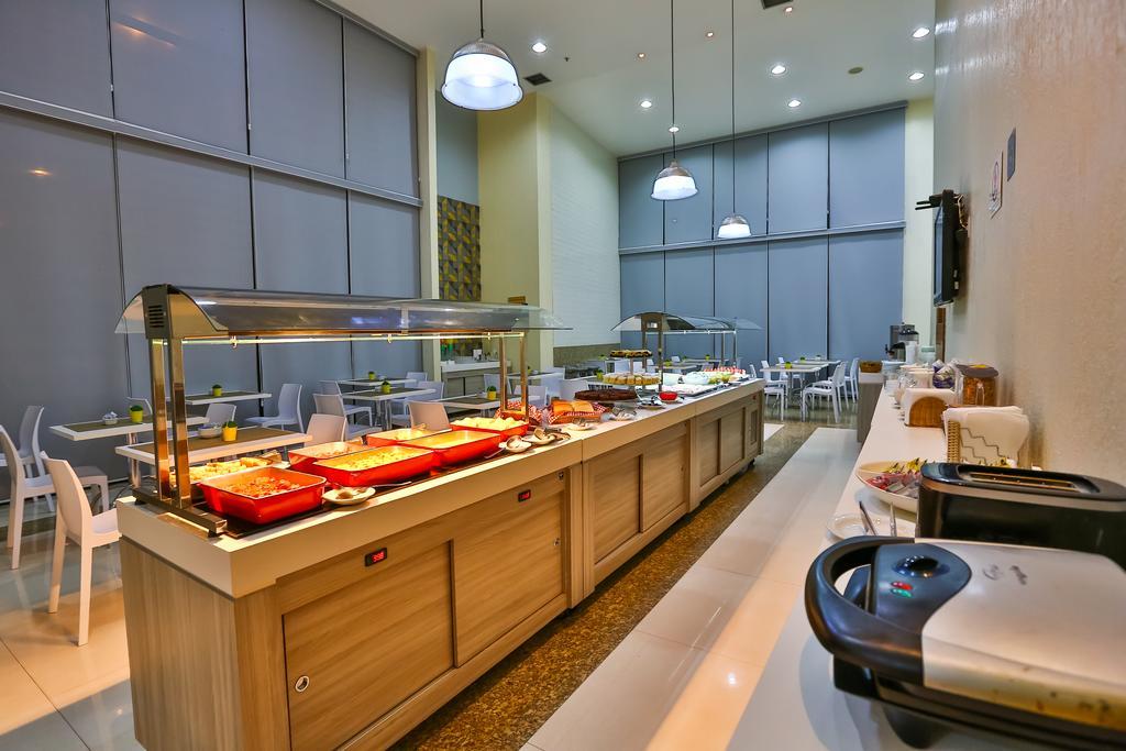 Comfort Hotel Тагуатинга Екстериор снимка