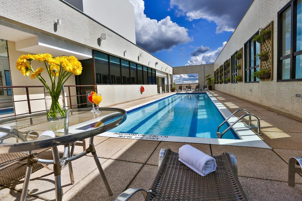 Comfort Hotel Тагуатинга Екстериор снимка