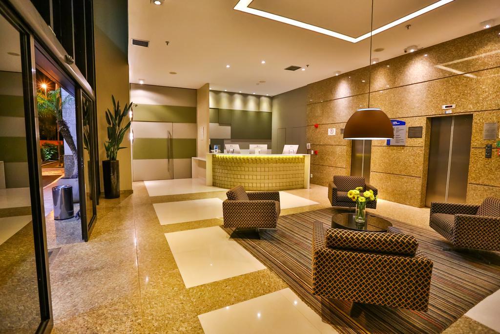 Comfort Hotel Тагуатинга Екстериор снимка