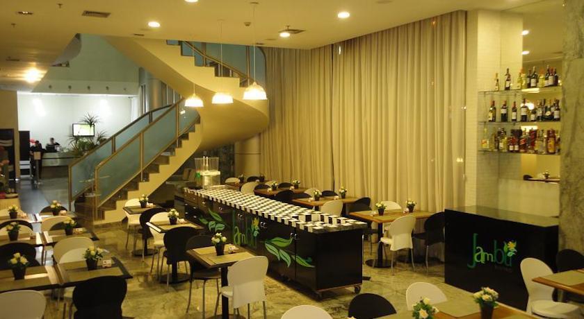 Comfort Hotel Тагуатинга Ресторант снимка